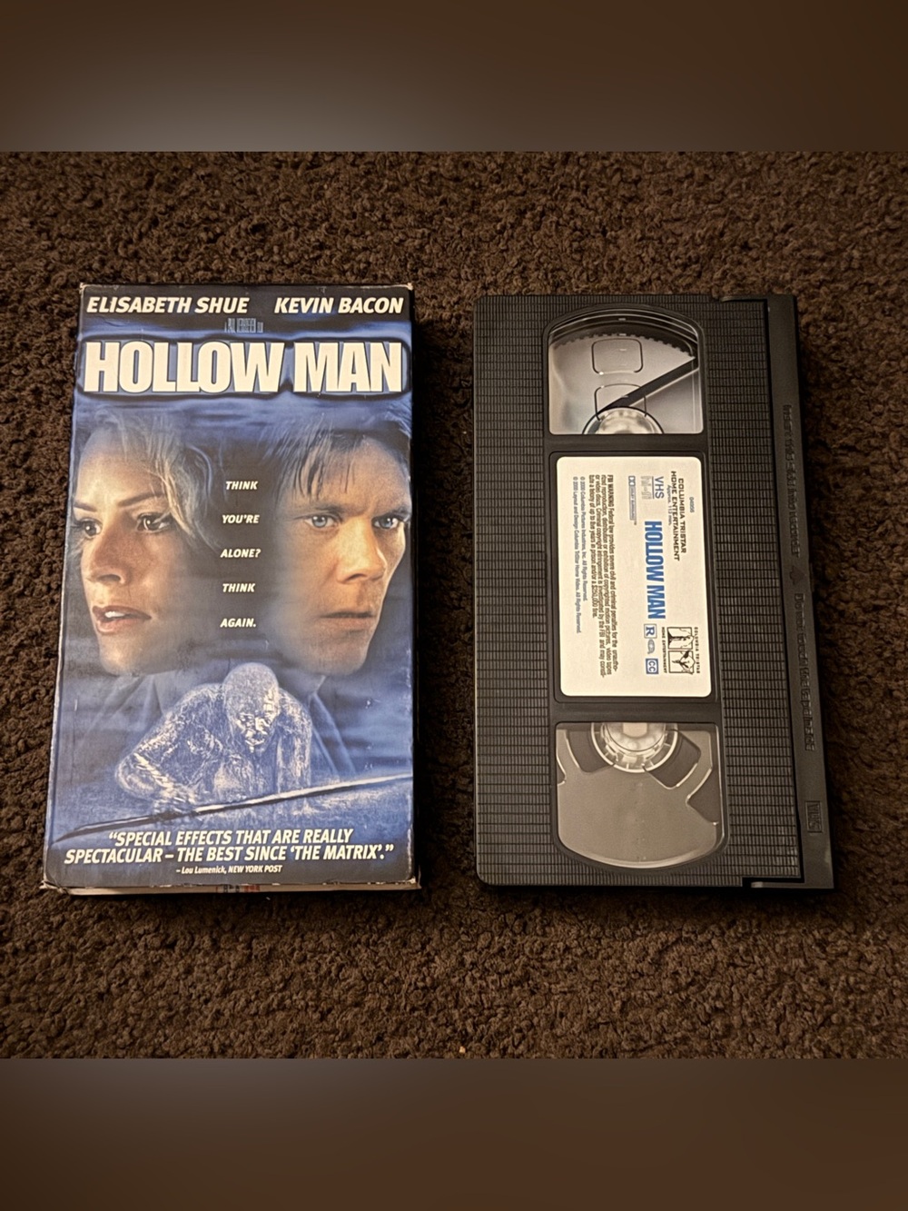 Hollow Man (2000) VHS tape - Sci-fi Horror